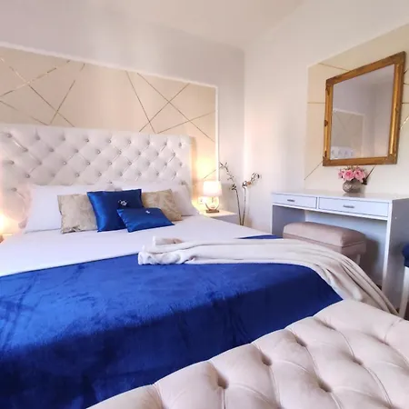 In With Balcony, Air Conditioning, W-lan, Washing Machine 4656-1