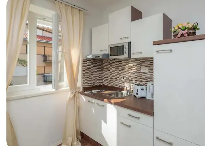 In With Balcony, Air Conditioning, W-lan, Washing Machine 4656-1 * 스플리트