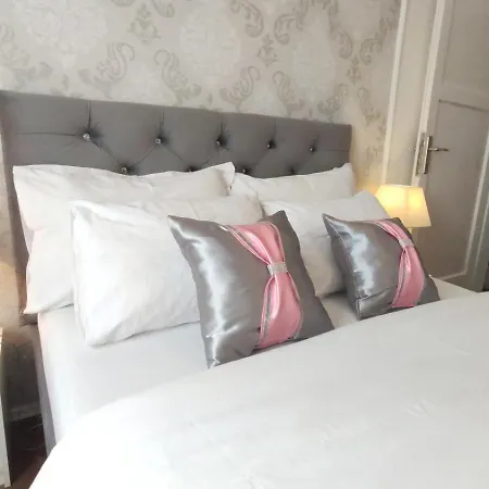 In With Balcony, Air Conditioning, W-lan, Washing Machine 4656-1 * Split